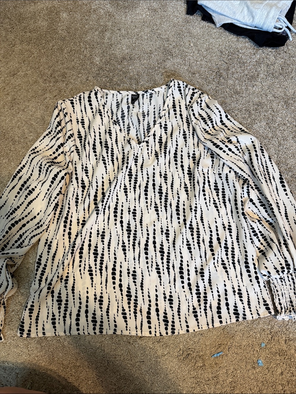 Womens Long Sleeve V-Neck Dot Stripe Blouse - Black on White